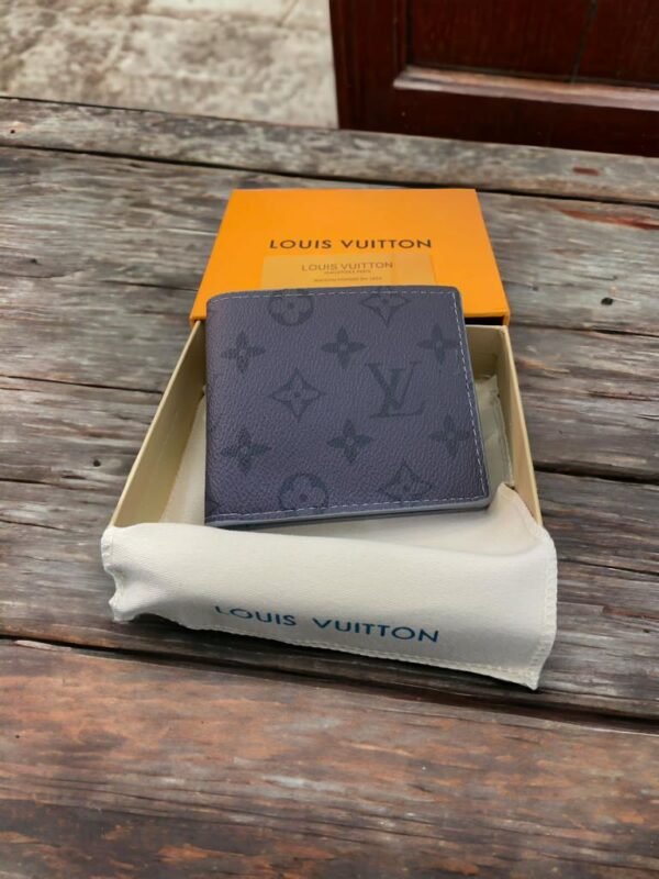 1st Copy Louis Vuitton Wallet for Men