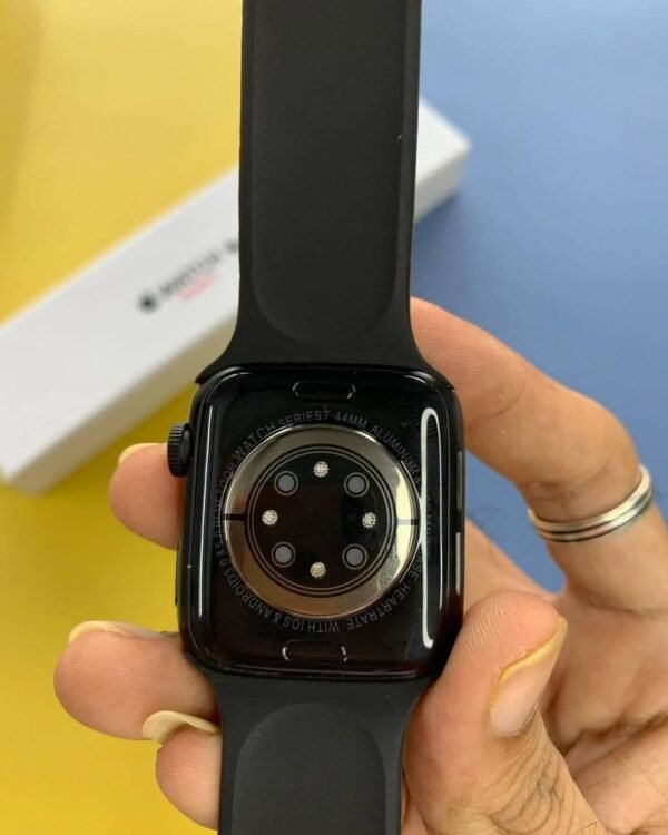 First Copy Apple Series 8 Nike Edition Smartwatch (1) First Copy Apple Series 8 Nike Edition Smartwatch