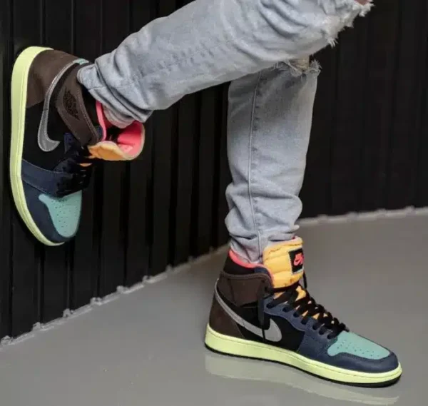 air-jordan-1-bio-hack-555088-201-on-feet-5-696x660-1.webp